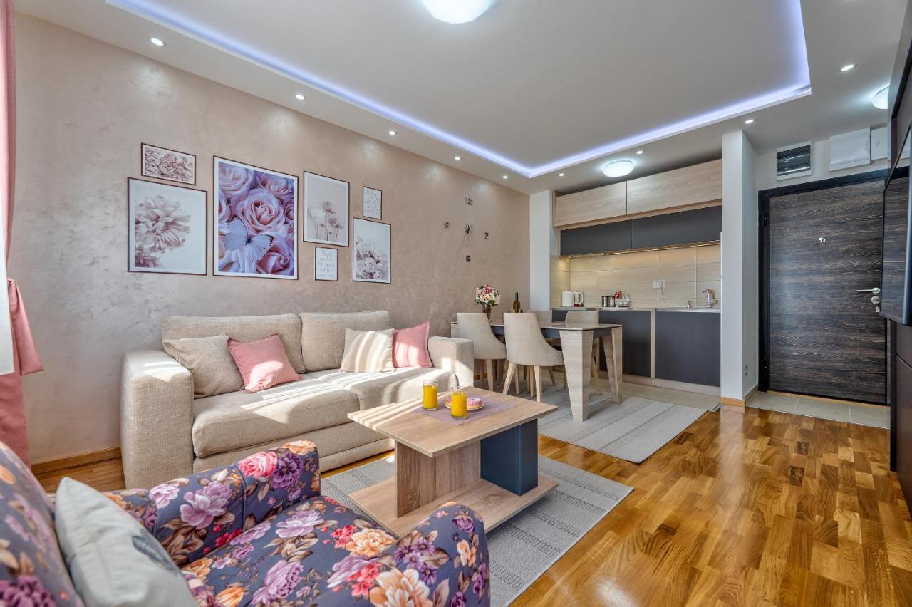 Venera Lux Apartment