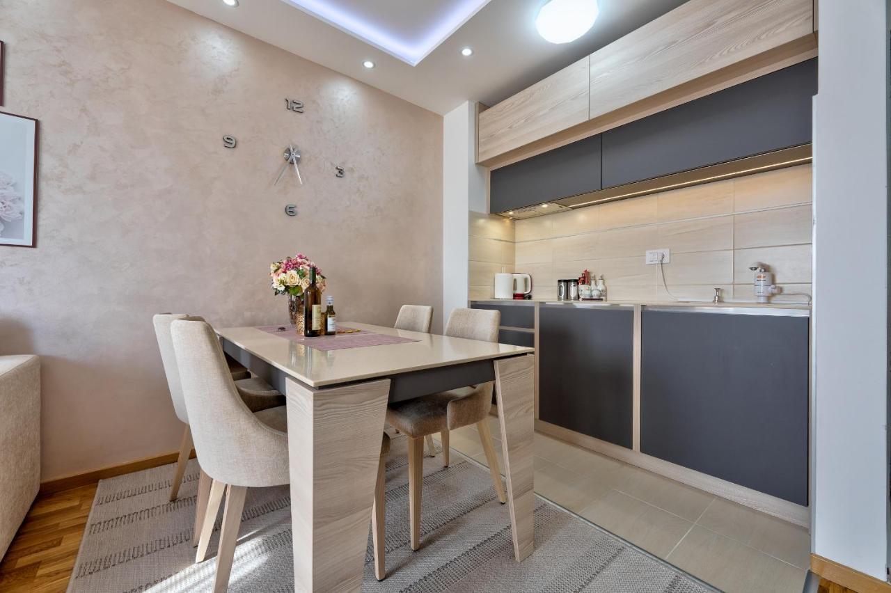 Venera Lux Apartment